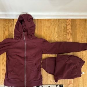 Women’s Lululemon track suit top size 6 bottoms size 8